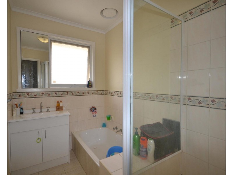 59 Pembroke Road, Mooroolbark VIC 3138