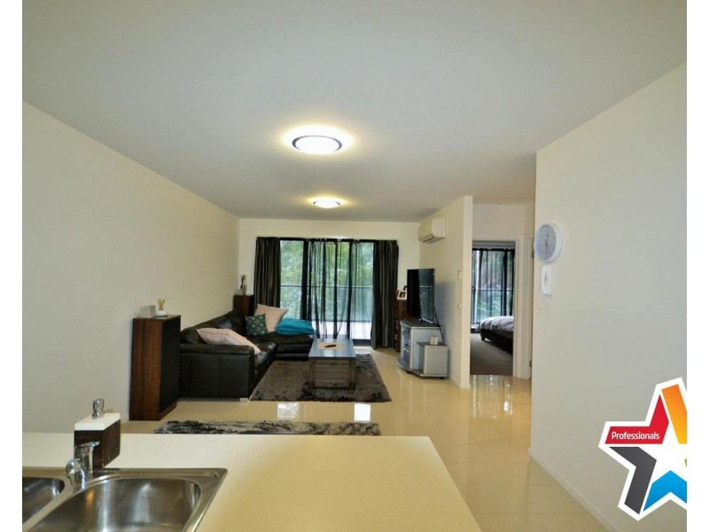12/2-4 Acacia Court, Ringwood VIC 3134