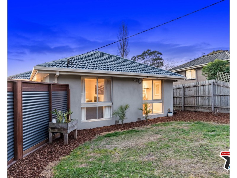 237 Manchester Road, Mooroolbark VIC 3138