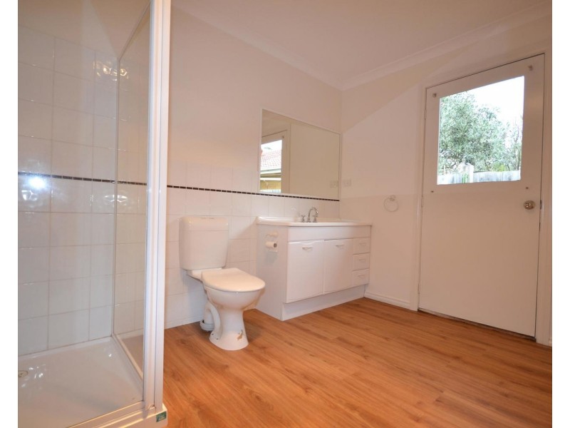 2/18 Beresford Road, Lilydale VIC 3140