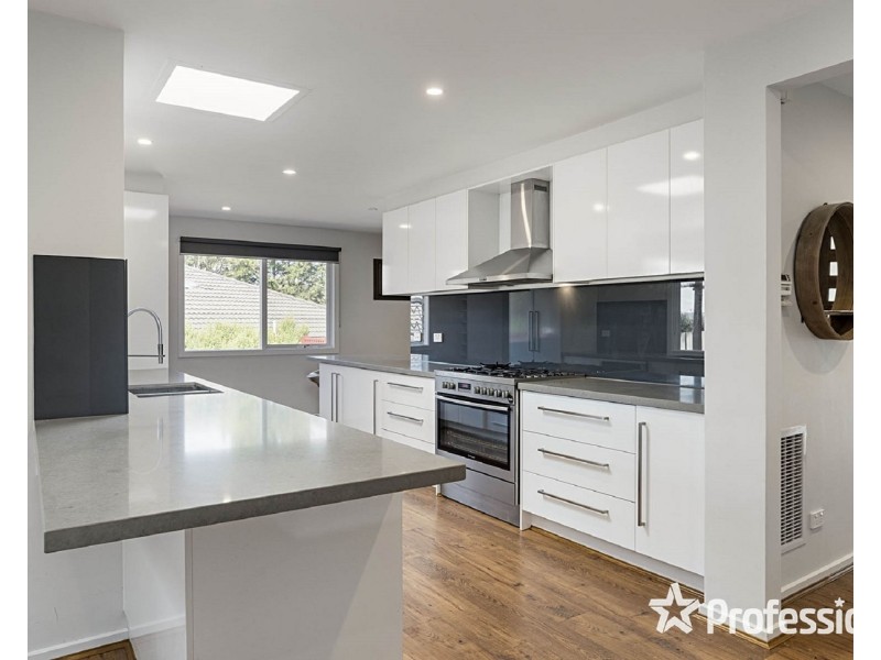 4 East Link, Chirnside Park VIC 3116