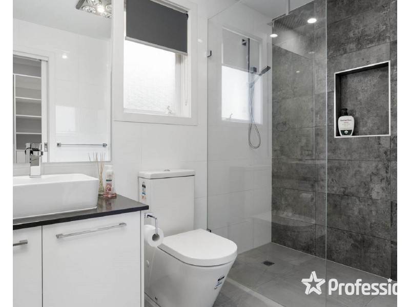 4 East Link, Chirnside Park VIC 3116