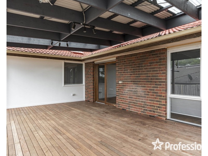 4 East Link, Chirnside Park VIC 3116