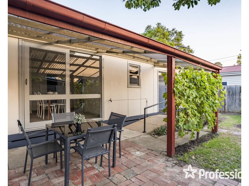97 Hereford Road, Mount Evelyn VIC 3796