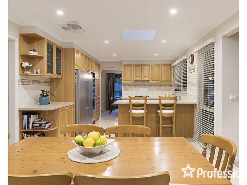 2 Great Oak Court, Mooroolbark VIC 3138