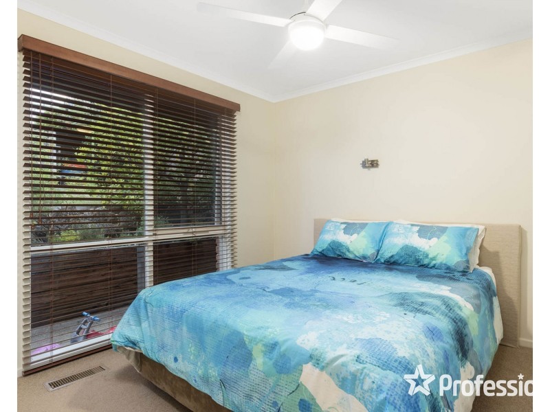 2 Great Oak Court, Mooroolbark VIC 3138