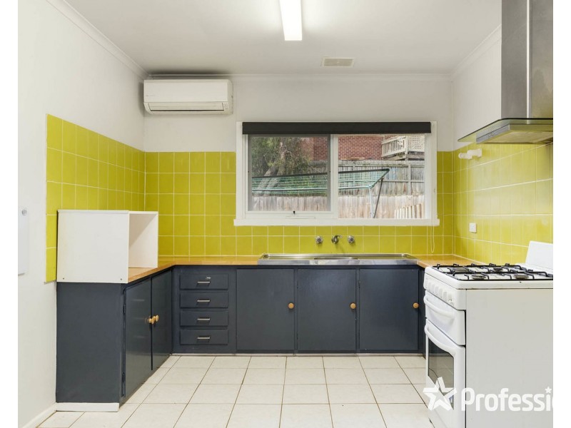 2/96 Sherlock Road, Mooroolbark VIC 3138