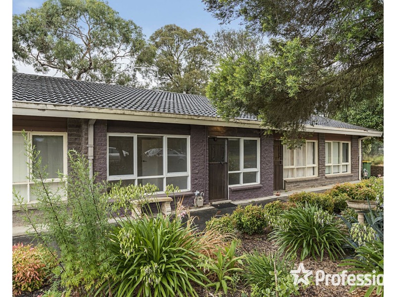 2/96 Sherlock Road, Mooroolbark VIC 3138