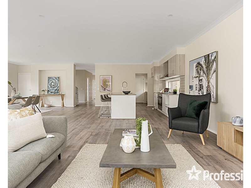14 Camden Drive, Chirnside Park VIC 3116
