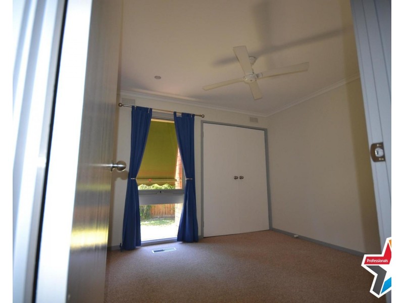 2 Contour Court, Chirnside Park VIC 3116