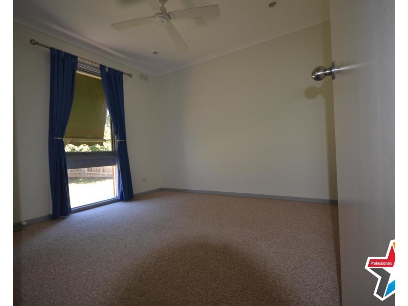 2 Contour Court, Chirnside Park VIC 3116