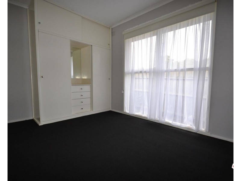 49 Pembroke Road, Mooroolbark VIC 3138