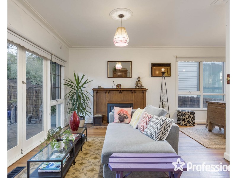 5 Evon Avenue, Ringwood East VIC 3135