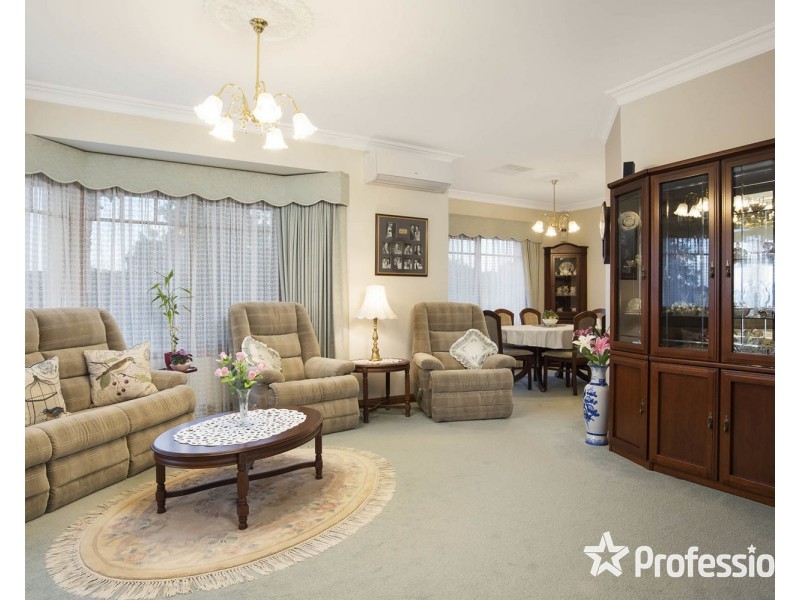 42 Clearwater Drive, Lilydale VIC 3140