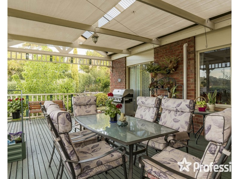 42 Clearwater Drive, Lilydale VIC 3140