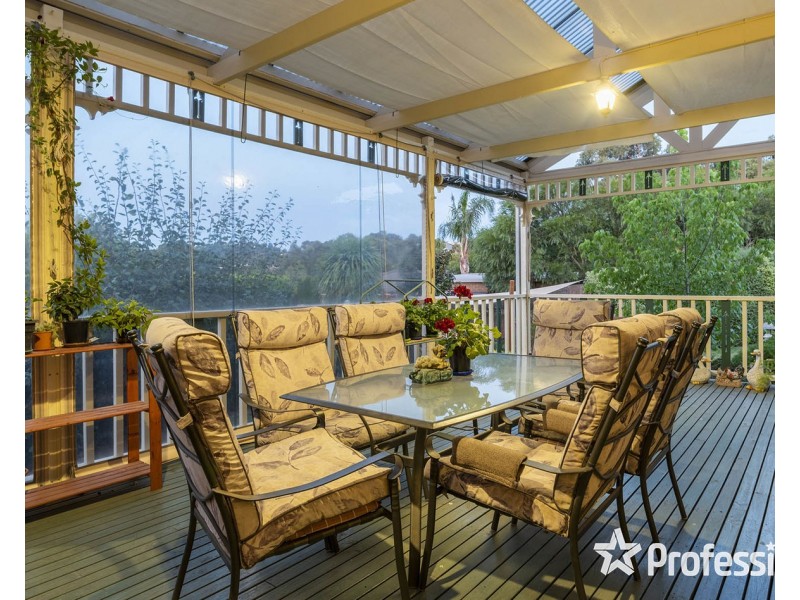 42 Clearwater Drive, Lilydale VIC 3140