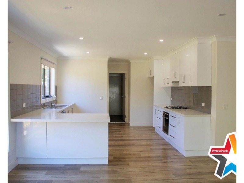 20a Swinburne Avenue, Mooroolbark VIC 3138