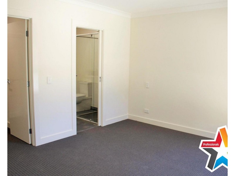 20a Swinburne Avenue, Mooroolbark VIC 3138