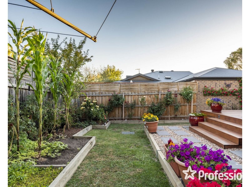 88 Cambridge Road, Kilsyth VIC 3137