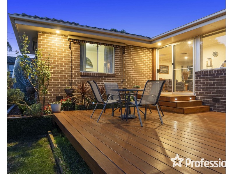 88 Cambridge Road, Kilsyth VIC 3137