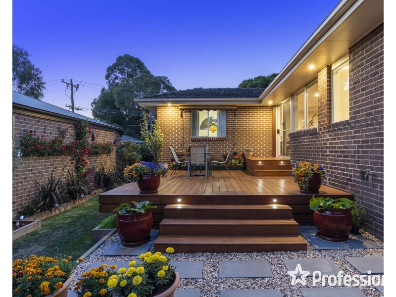 88 Cambridge Road, Kilsyth VIC 3137