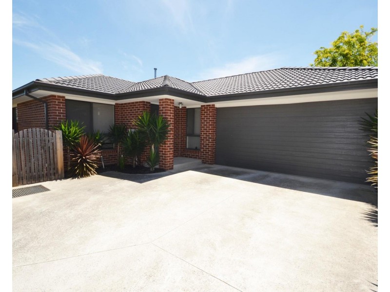 19A Cameron Road, Croydon VIC 3136