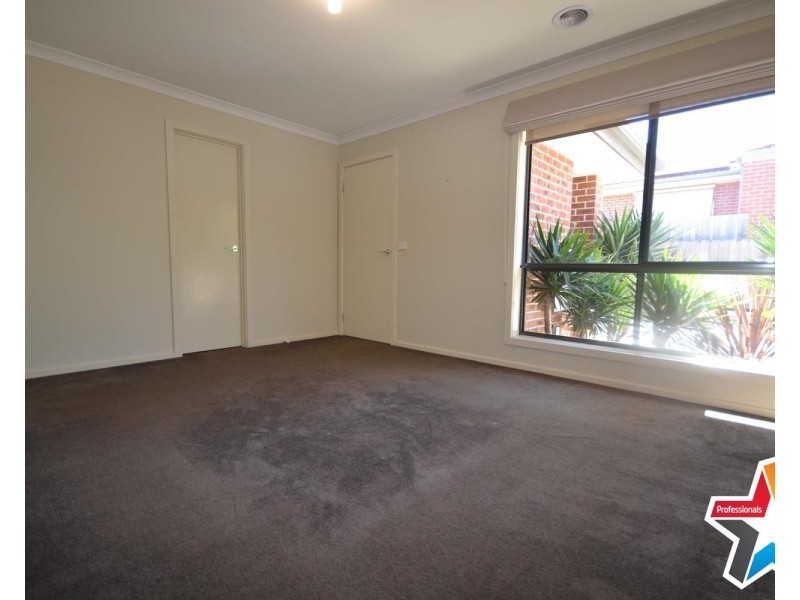 19A Cameron Road, Croydon VIC 3136