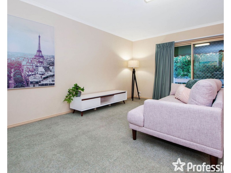 10 Yarraridge Drive, Chirnside Park VIC 3116
