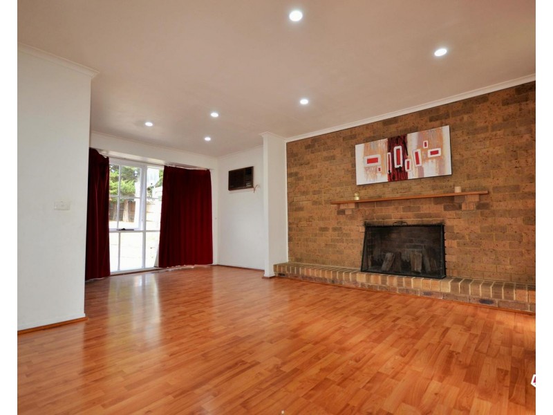 44 Highview Drive, Mooroolbark VIC 3138