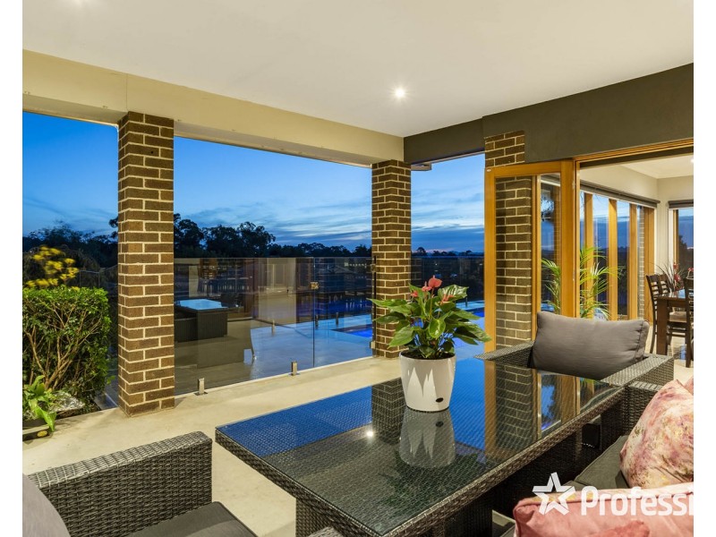 6 Classic Drive, Mooroolbark VIC 3138