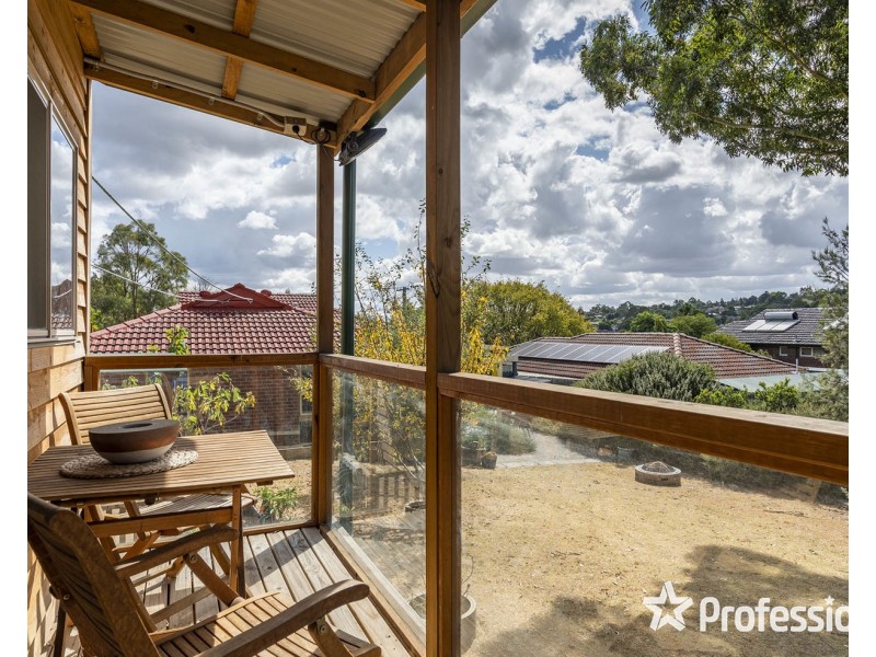 22 Carole Avenue, Chirnside Park VIC 3116