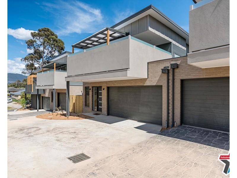 2 Floral Court, Mooroolbark VIC 3138