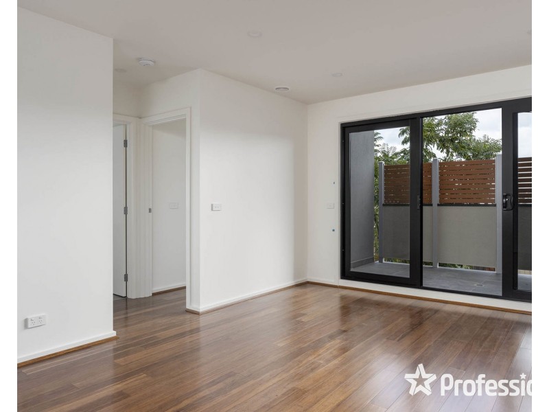 104/18 Myrtle Street, Bayswater VIC 3153