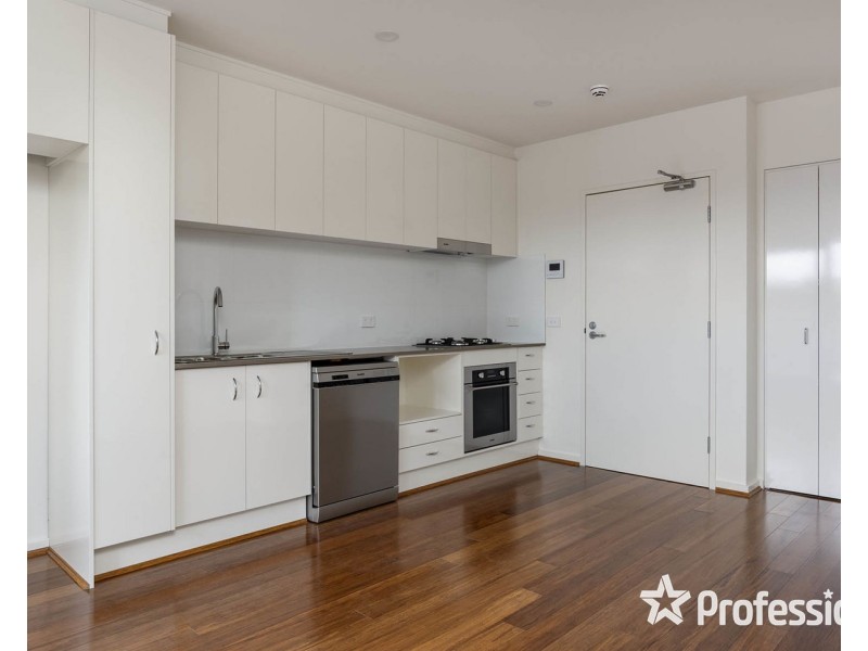 104/18 Myrtle Street, Bayswater VIC 3153