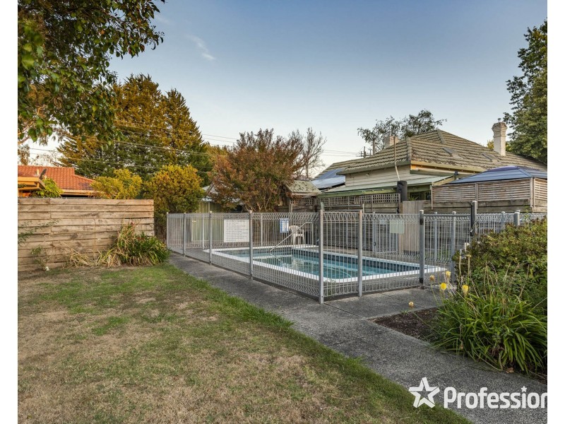 10/17-23 Ervin Road, Kilsyth VIC 3137