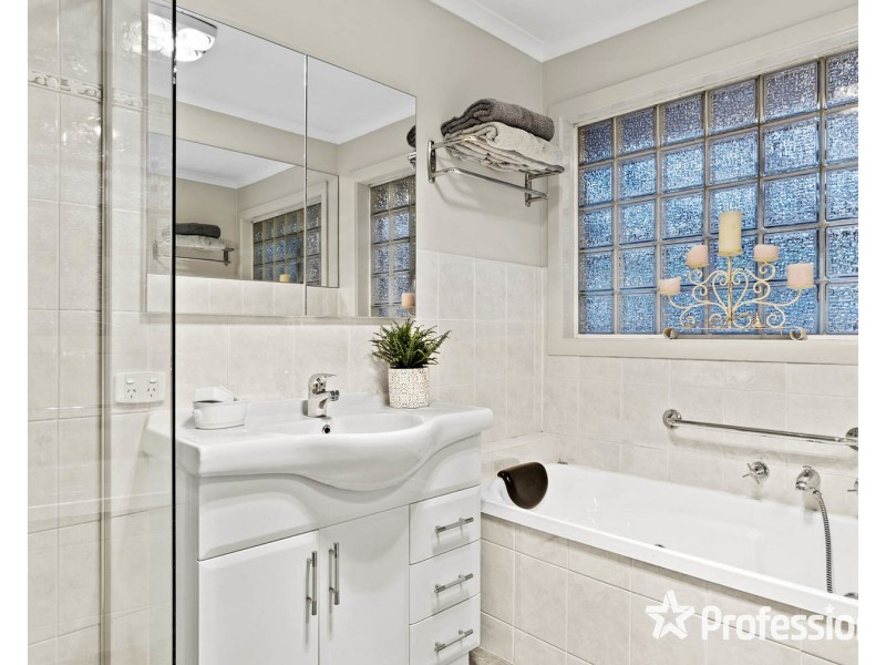 28 Charles Road, Lilydale VIC 3140