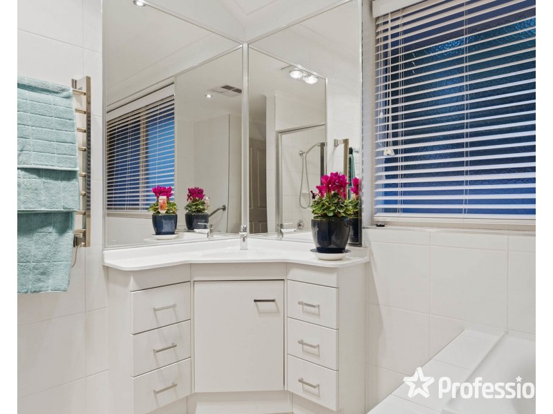 28 Charles Road, Lilydale VIC 3140