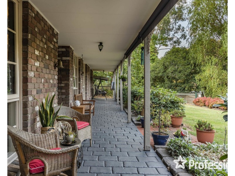 28 Charles Road, Lilydale VIC 3140