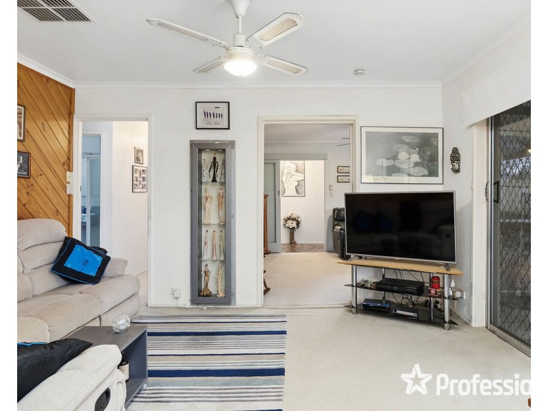 24 Orrong Road, Mooroolbark VIC 3138