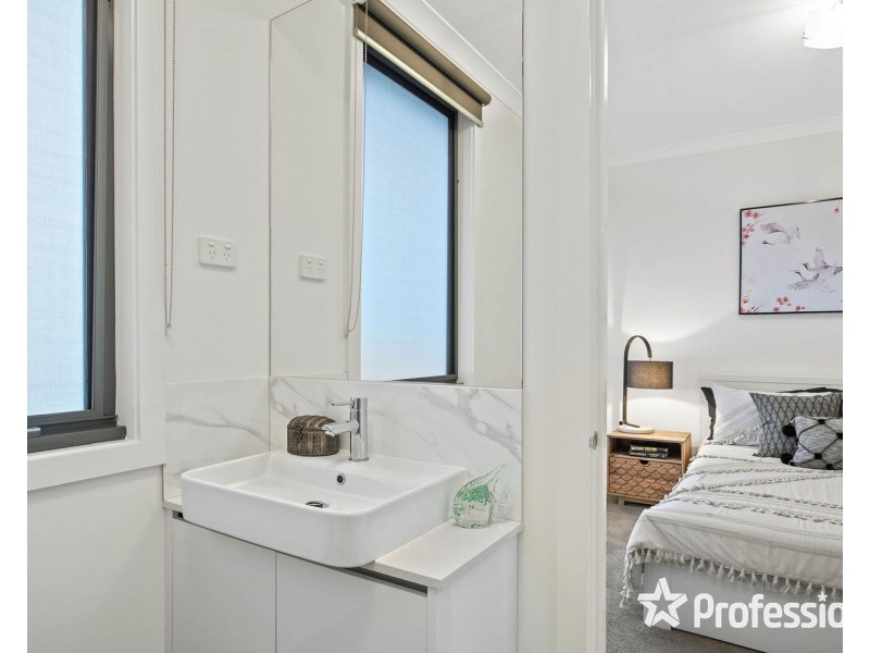 3/40 Lomond Avenue, Kilsyth VIC 3137