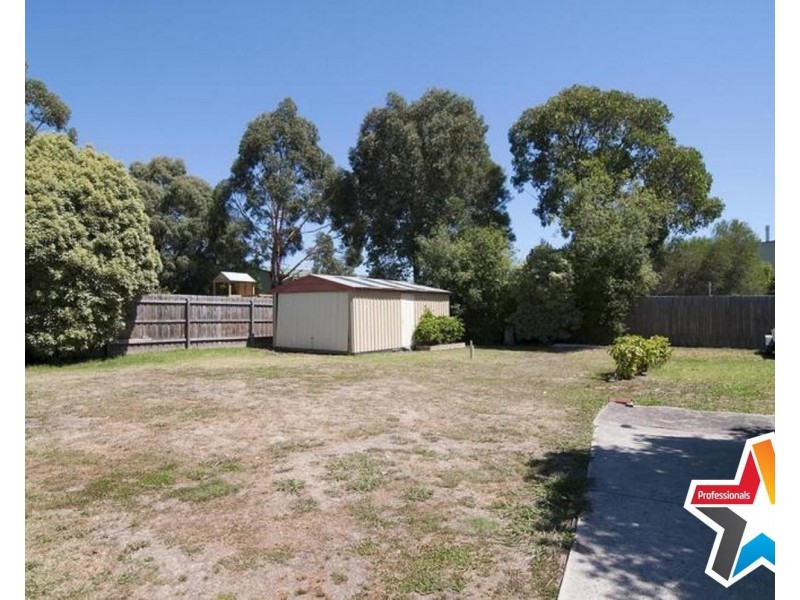 12 Belinda Close, Kilsyth VIC 3137