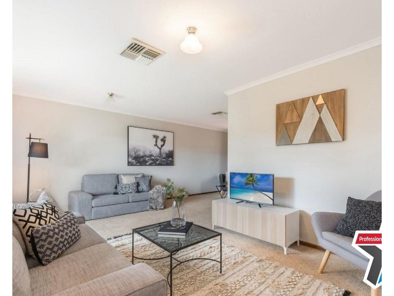 9 Drysdale Place, Mooroolbark VIC 3138