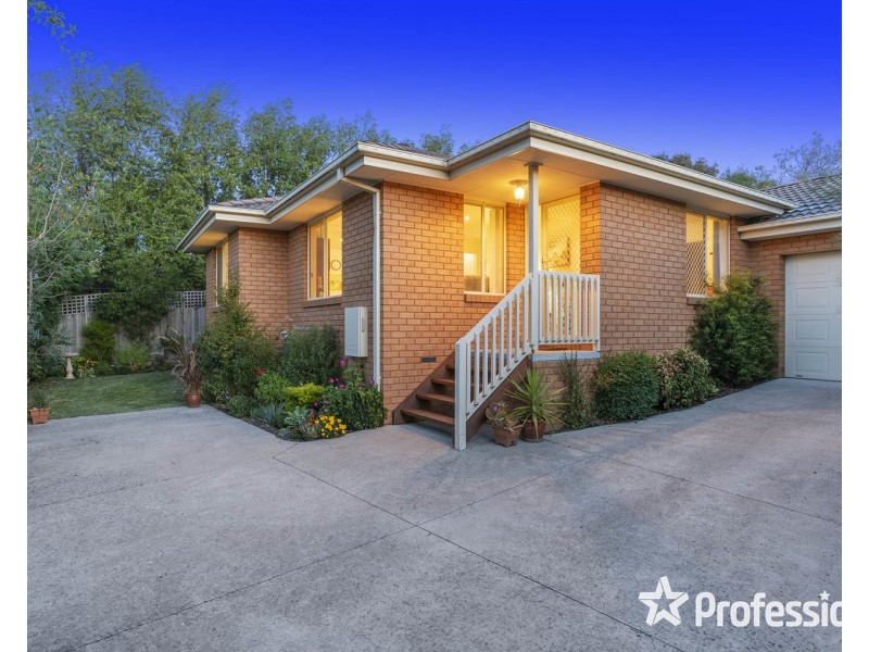 64a Edward Road, Chirnside Park VIC 3116