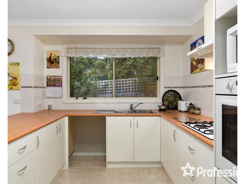 64a Edward Road, Chirnside Park VIC 3116