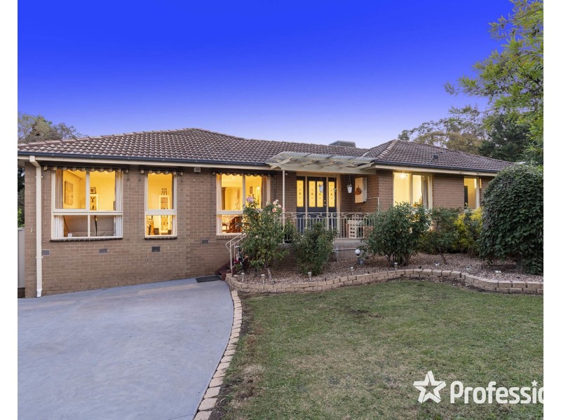 16 Orrong Road, Mooroolbark VIC 3138