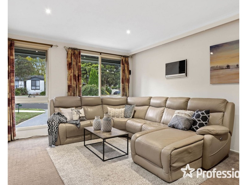 16 Orrong Road, Mooroolbark VIC 3138