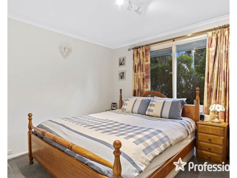 16 Orrong Road, Mooroolbark VIC 3138
