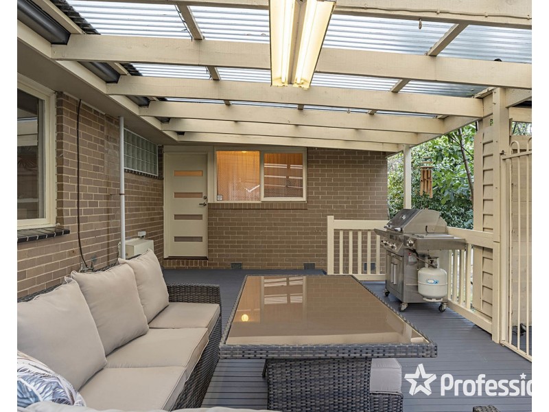 16 Orrong Road, Mooroolbark VIC 3138
