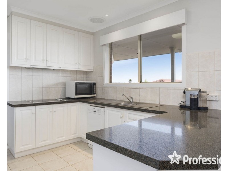 14 Hillrise Crescent, Chirnside Park VIC 3116