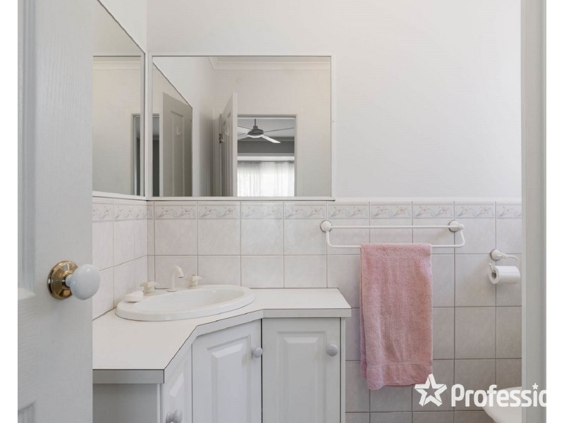 14 Hillrise Crescent, Chirnside Park VIC 3116